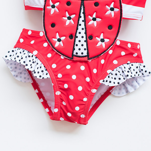 Novi model dječjeg prugastog kupaćeg kostima za djevojčice u crvenoj boji