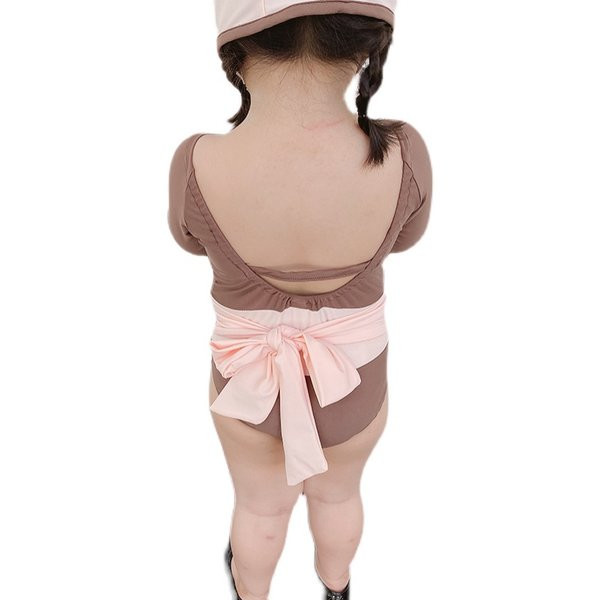 Παιδικό ολόσωμο μαγιό με μακριά μανίκια - καφέ χρώμα