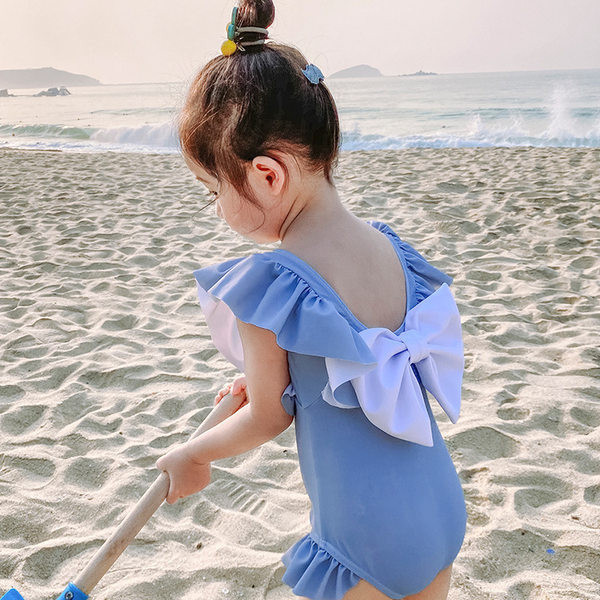 Παιδικό μαγιό σε μπλε και κορδέλα για κορίτσια