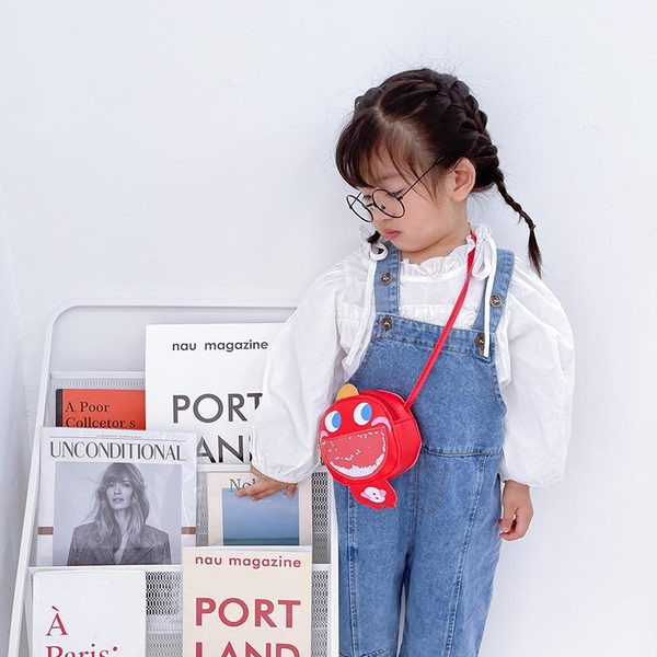 Καθημερινή παιδική τσάντα ώμου σε τέσσερα μοντέλα