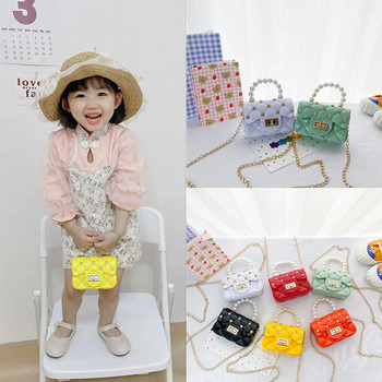 Μοντέρνα παιδική τσάντα με αγκράφα για κορίτσια