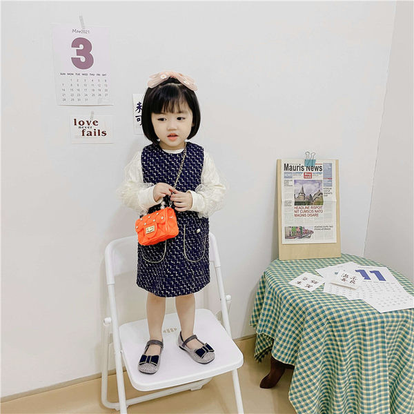 Μοντέρνα παιδική τσάντα με αγκράφα για κορίτσια