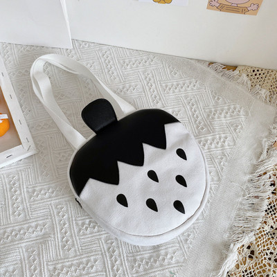 Kaasaegne ümara kujuga lastekott tüdrukutele