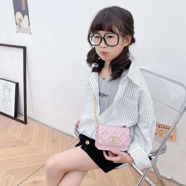 Kaasaegne lukuga lastekott tavaline mudel