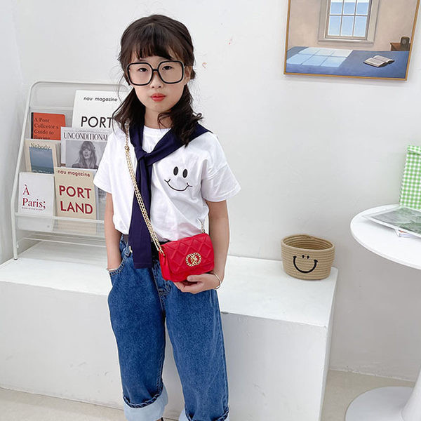 Kaasaegne lukuga lastekott tavaline mudel