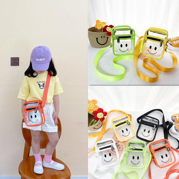 Dječja torba za rame s patentnim zatvaračem i aplikacijom