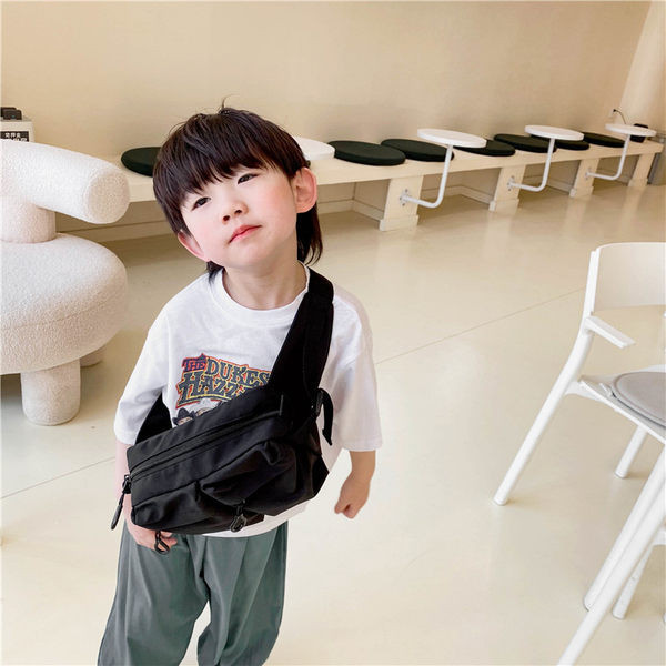 Παιδική μοντέρνα τσάντα με τσέπες για αγόρια