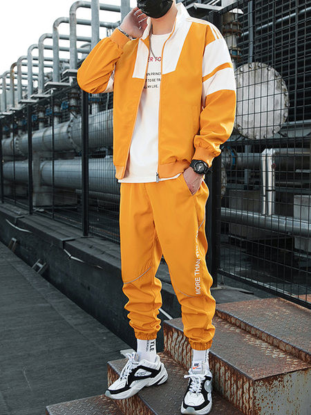 Muški sportski tim u dva dijela