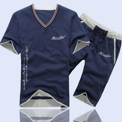 Meeste spordikomplekt kirjadega - kaks mudelit