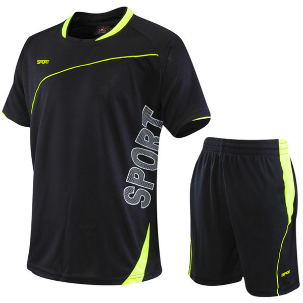 Naujo modelio sportinė vyrų komanda – dviejų dalių