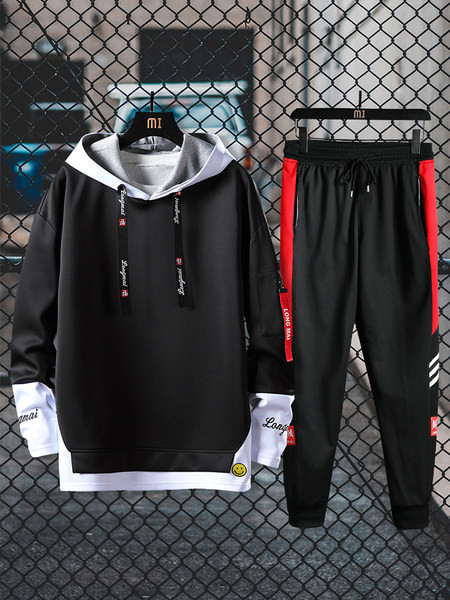 Meeste spordimeeskond dressipluusi ja pikkade pükstega