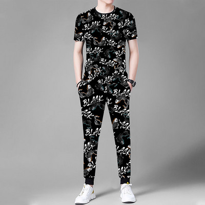 Vyrų laisvalaikio komanda su kišenėmis ir užrašais