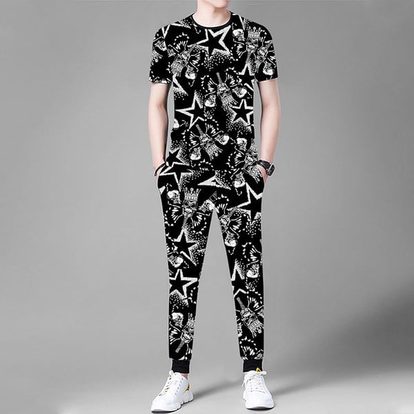 Vyrų laisvalaikio komanda su kišenėmis ir užrašais