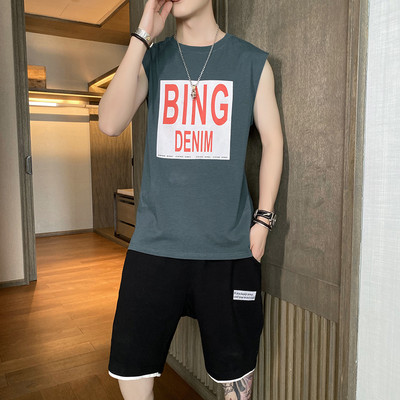 Ανδρική φόρμα νέου μοντέλου σε δύο μέρη σε διάφορα χρώματα