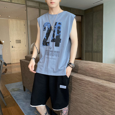 Ανδρική φόρμα νέου μοντέλου σε δύο μέρη σε διάφορα χρώματα