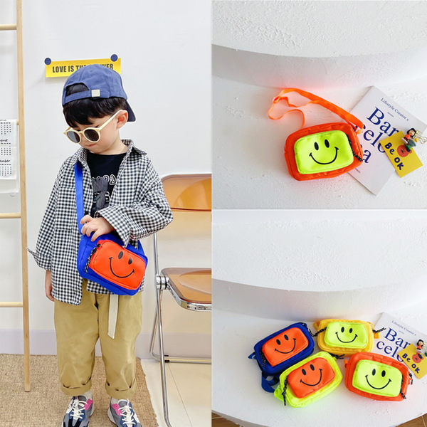 Παιδική μοντέρνη τσάντα ώμου με απλικέ