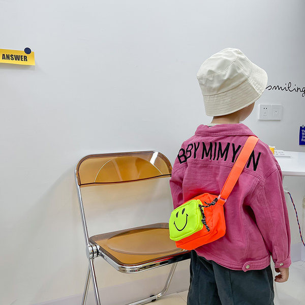 Παιδική μοντέρνη τσάντα ώμου με απλικέ