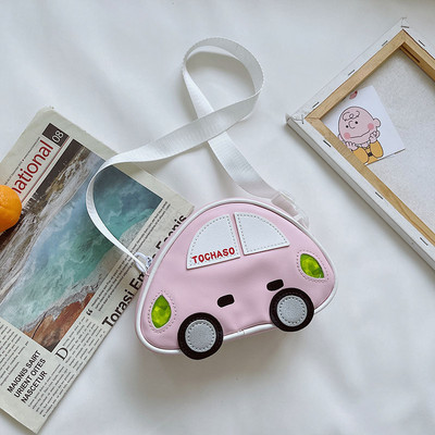 Mūsdienīga bērnu plecu soma mašīnas formā