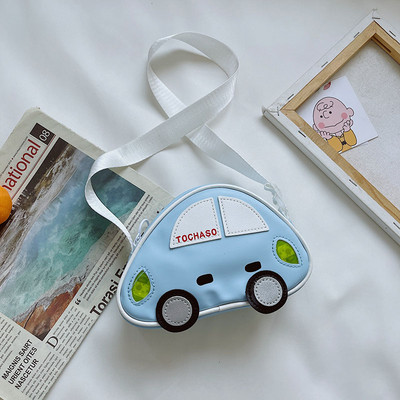 Mūsdienīga bērnu plecu soma mašīnas formā