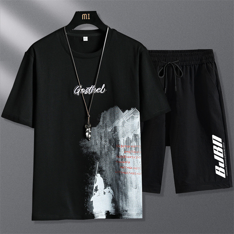 Ljetna muška ekipa od majice kratkih rukava i kratkih hlača - nekoliko modela