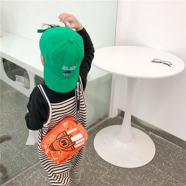 Svakodnevna dječja torba s dugom ručkom u dva modela