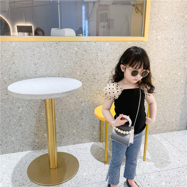 Dječja mini torbica s ukrasnim perlama i dvije ručke