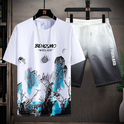 Meeste igapäevane komplekt kaheosalisest T-särgist ja lühikestest pükstest