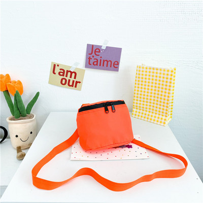 Moderna dječja torba jednobojni model za dječake