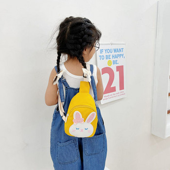 Актуална детска чанта с 3D елемент и цип