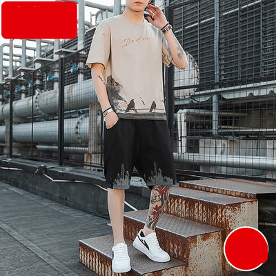 Muški dvodijelni sportski tim s aplikacijama