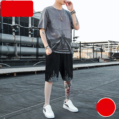 Muški dvodijelni sportski tim s aplikacijama