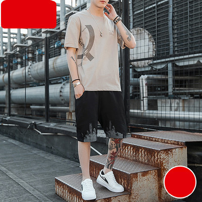 Muški dvodijelni sportski tim s aplikacijama