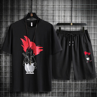 Suvine meeste vabaaja komplekt T-särgist ja lühikestest pükstest