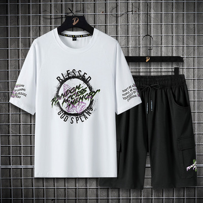 Meeste suvekoondis kahes osas