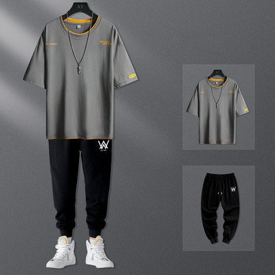 Uue mudeli meeste komplekt kahest osast - püksid ja T-särk