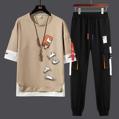 Ανδρική αθλητική ομάδα με κοντο μμανίκι και απλικέ και τσέπες