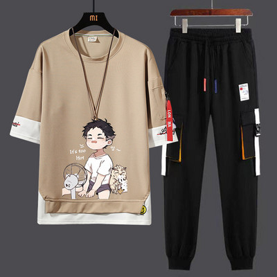 Ανδρική αθλητική ομάδα με κοντο μμανίκι και απλικέ και τσέπες