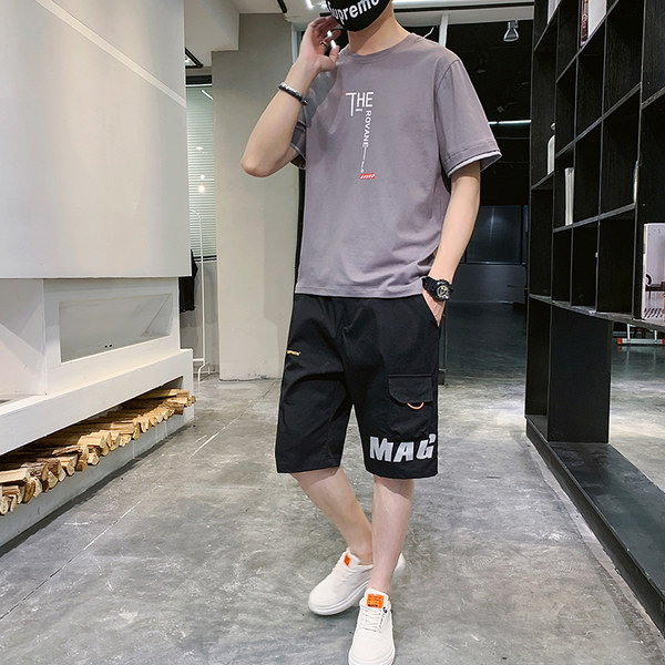 Ανδρικό αθλητικό καθημερινό σετ  με μπλουζάκι και σορτς
