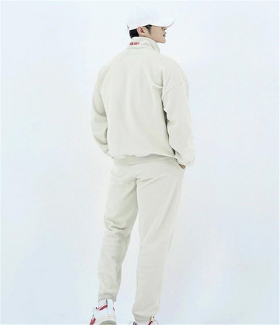 Meeste spordimeeskond kahes värvitoonis