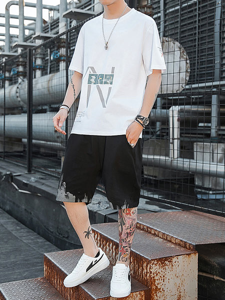 Mitmes värvitoonis kaheosaline meeste komplekt