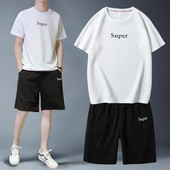 Meeste vabaaja tekstiga T-särgi komplekt ja lühikesed lühikesed püksid