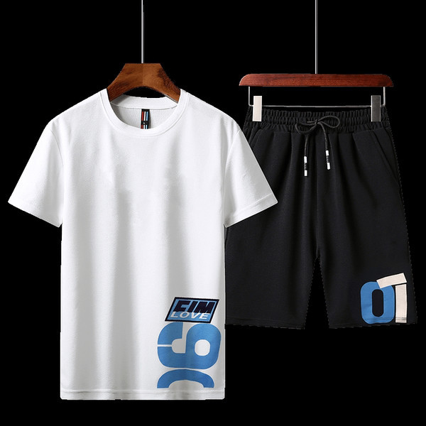 Ovaalse dekoltee ja pealdisega meeste spordimeeskond