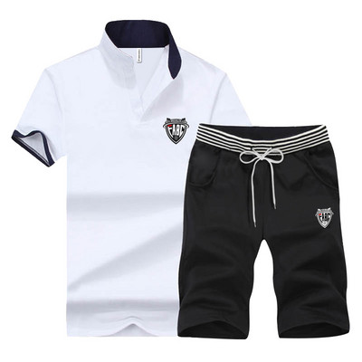 Meeste vabaaja meeskond - mitu mudelit