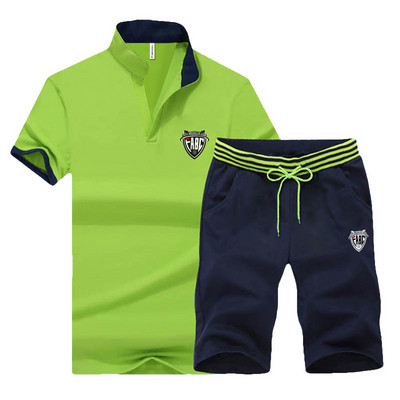 Meeste vabaaja meeskond - mitu mudelit