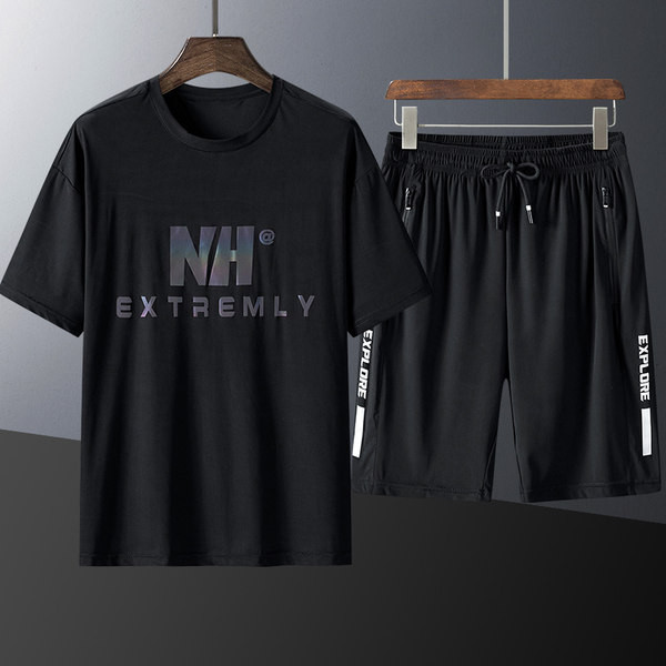 Dnevni muški sportski tim s natpisom i poveznicama