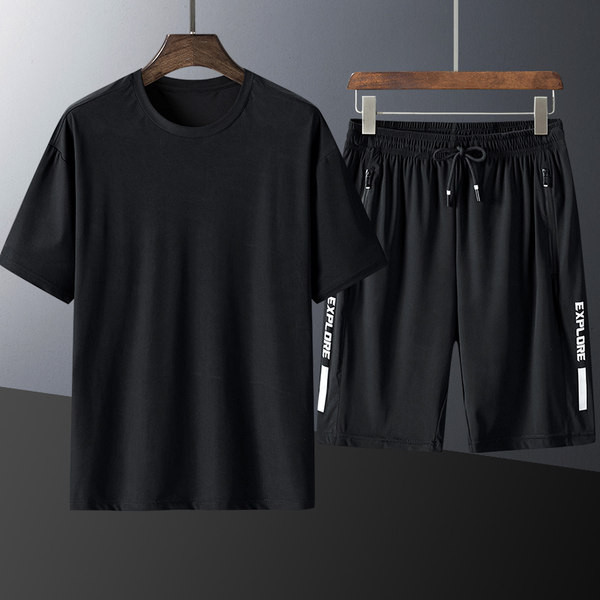 Dnevni muški sportski tim s natpisom i poveznicama