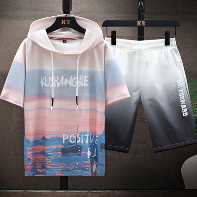 Meeste vabaaja komplekt kaheosalisest kapuutsiga pluusi ja lühikeste pükstega