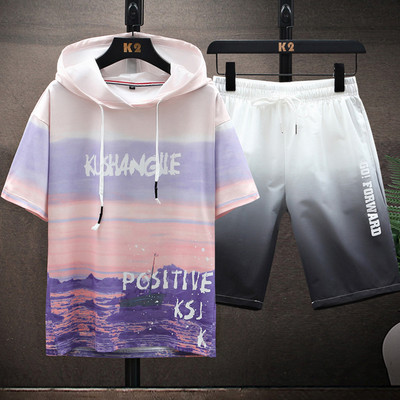 Meeste vabaaja komplekt kaheosalisest kapuutsiga pluusi ja lühikeste pükstega