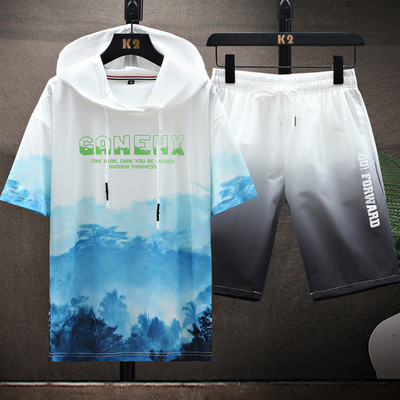 Meeste vabaaja komplekt kaheosalisest kapuutsiga pluusi ja lühikeste pükstega