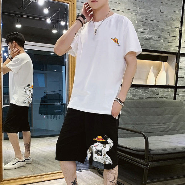 Muški sportski tim iz dva dijela s aplikacijom u boji